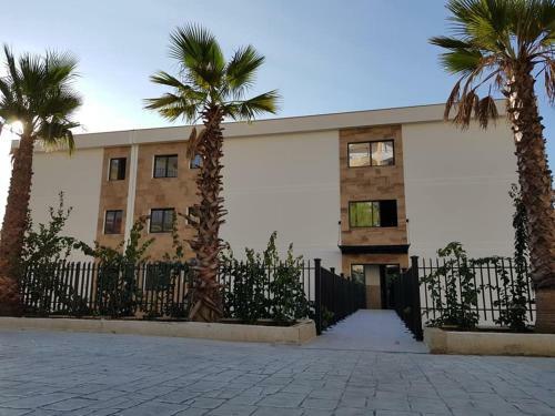 Golden Beach Residence - Front Beach Luxury Apartments