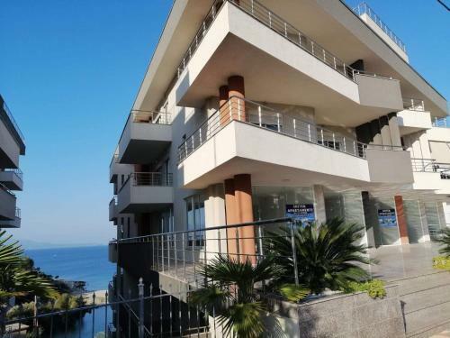 Sarande Pink Pearl Apartment!