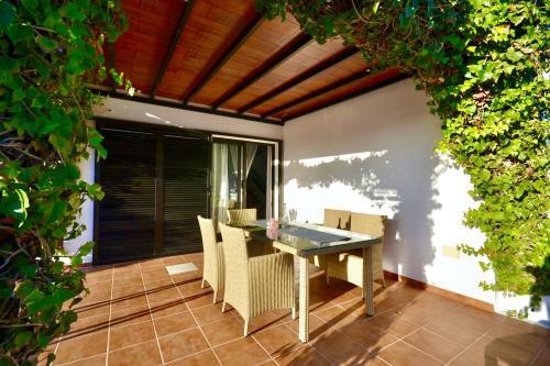211 - Casa Elena 37 By Villas Now Ltd
