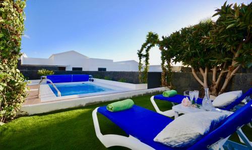 211 - Casa Elena 37 By Villas Now Ltd