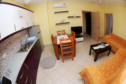 Joti Apartments