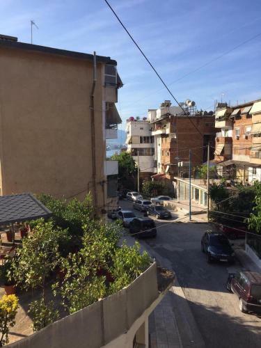 Gjoni's Apartment