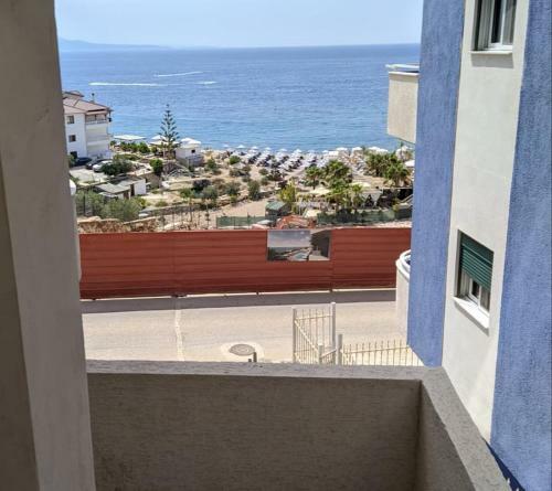 Modern Apartment Located Right Next To The Sea
