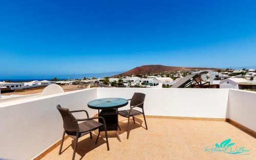 Stunning 3-bed Villa In Playa Blanca