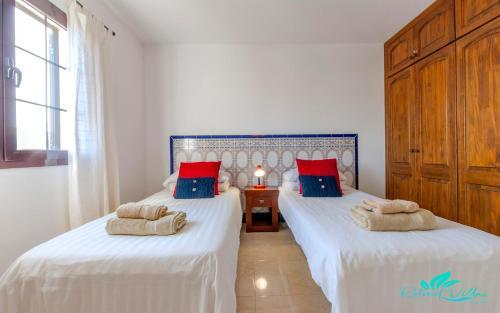 Stunning 3-bed Villa In Playa Blanca