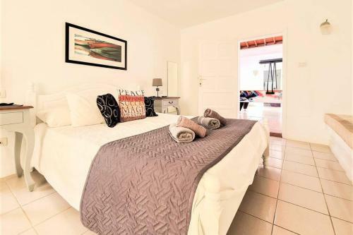 Villa Renaissance, 6 Bed 6 Bath Spacious Villa