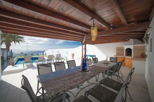 Villa Renaissance, 6 Bed 6 Bath Spacious Villa