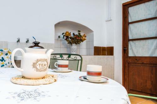 Lleon Town House In Pollensa, Mallorca