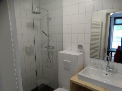 Albergue Bed And Breakfast De Biesbosch - In 't Riet