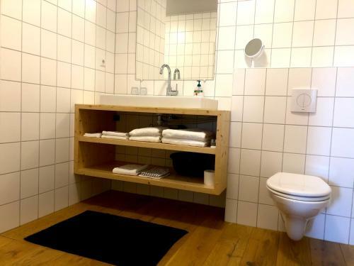 Albergue Bed And Breakfast De Biesbosch - In 't Riet