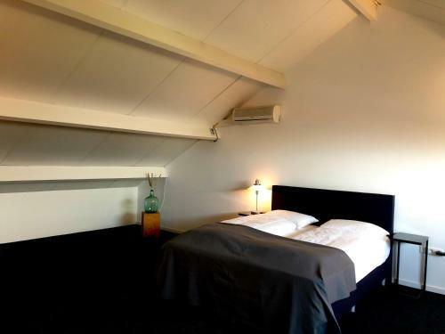 Albergue Bed And Breakfast De Biesbosch - In 't Riet