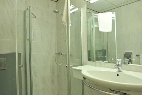 Hotel Golden Tulip Val Monte