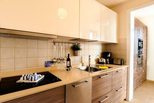 Villa Playa Blanca Turkish Steam Room Pool Jacuzzi