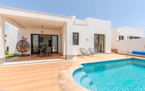 Villa Playa Blanca Turkish Steam Room Pool Jacuzzi