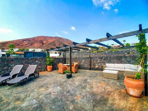 Villa Under The Volcano In Playa Blanca