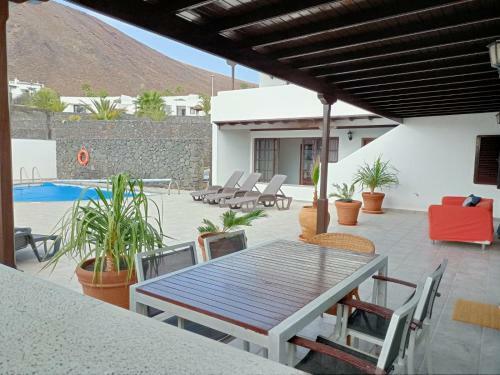 Villa Under The Volcano In Playa Blanca