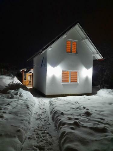 Deda Simina Vikendica