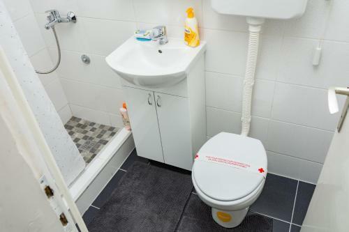 Vikend Ku?a Planinski Raj