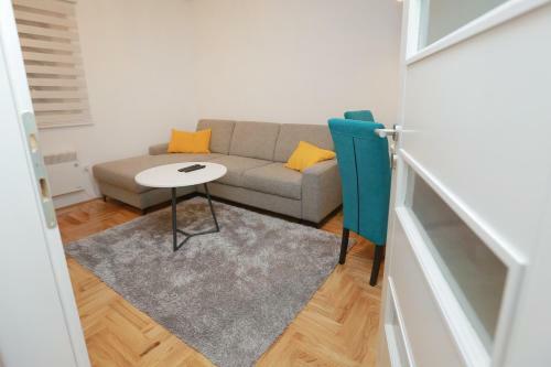Apartman UNA