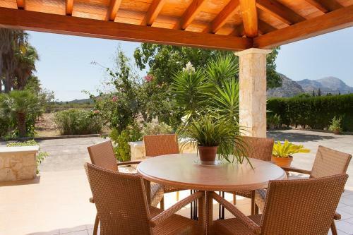 3 Bedroom Traditional Stone Villa, Private Pool, Near Pollensa