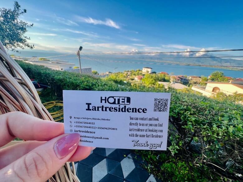 Hostal Iart Residence