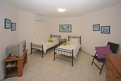 Resitour - Apollo Beach Villa 48