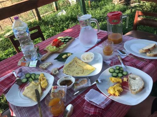 Windmill Shkodra Gesthouse Camping & Grill