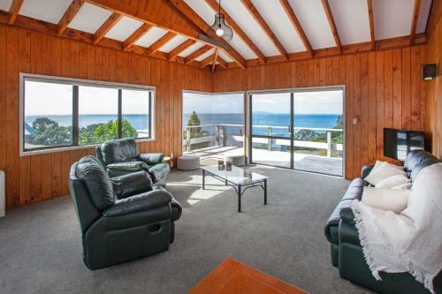 Mayor Magic - Onemana Holiday Home