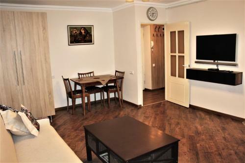 Studio Apartment In Yerevan City Center