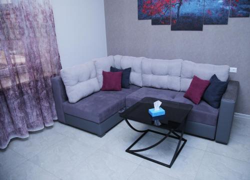 "royal" Apartment In Republiq Square #2