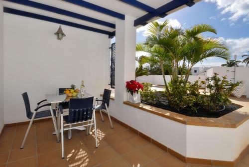 Impeccable 2-bed Apartment No 2 In Playa Blanca