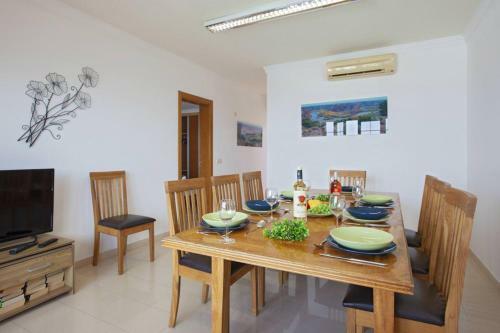 Villa Bandera With Private Heated Pool And Childrens Play Area