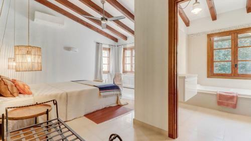 Villa S'encantament