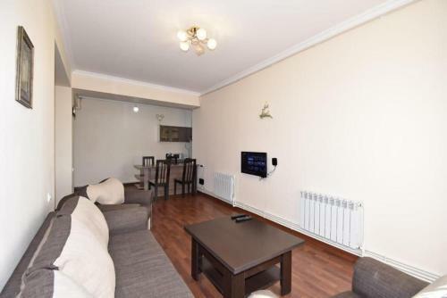 Mashtoc33 New Apartment Yerevan Center