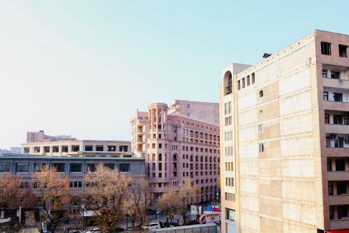 Central Yerevan 1 Bedroom Cozy Apartment