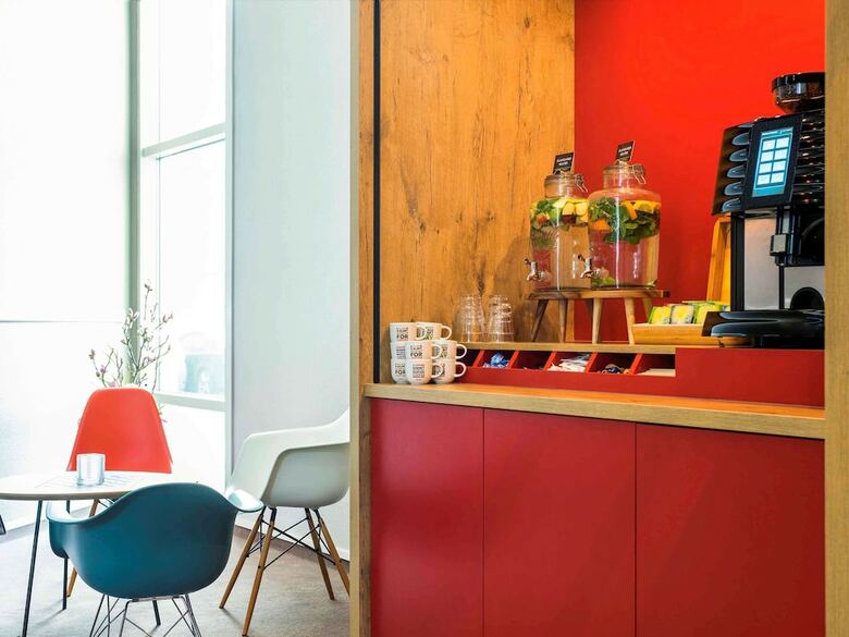 Hotel Ibis Schiphol Amsterdam Airport