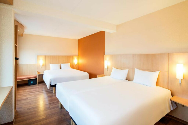 Hotel Ibis Schiphol Amsterdam Airport