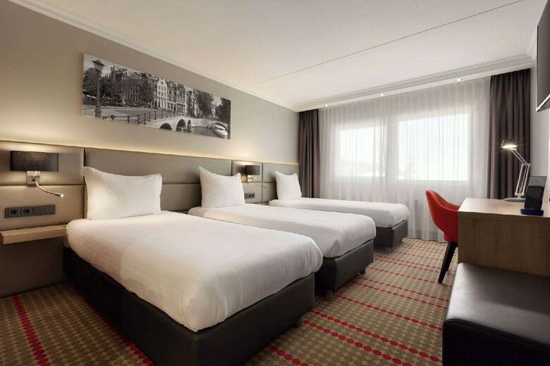 Hotel Ramada By Wyndham Amsterdam Airport Schiphol