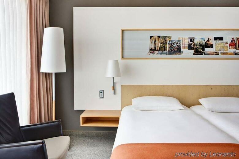Hotel Ramada By Wyndham Amsterdam Airport Schiphol