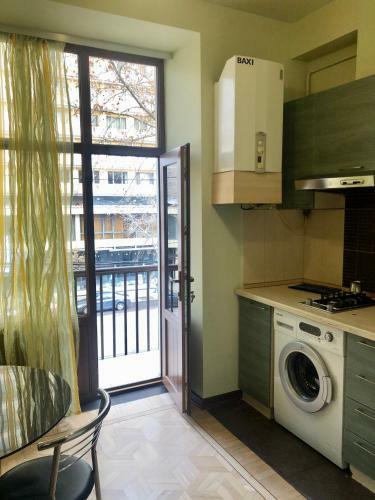 Nice Apartment In City Center