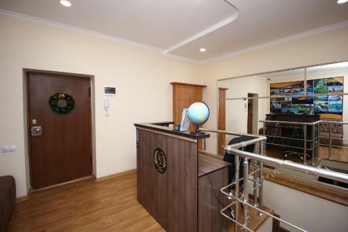 A&x Hostel And Tours