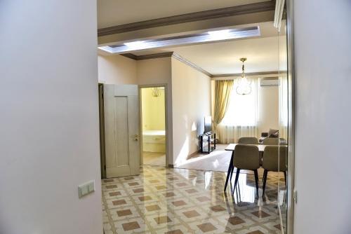 Apartment In The City Center 29