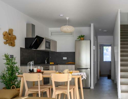 Apartamento La Isle�a Luxury Duplex 500m De Playa Dorada