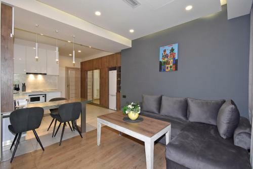 Home4you City Center Apartments