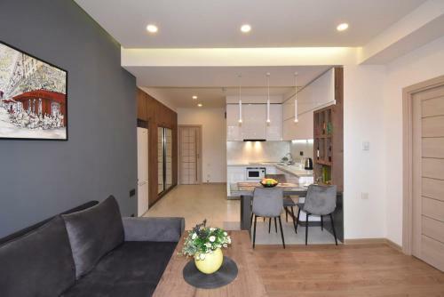 Home4you City Center Apartments