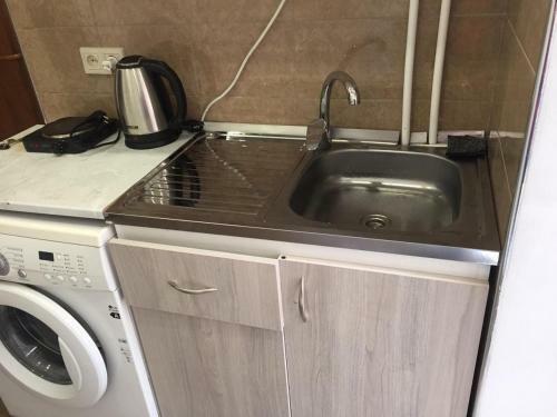 Studio Apartment Near Republic Square