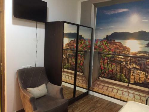 Studio Apartment Near Republic Square