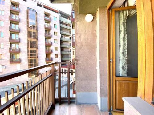 Apartamento Two Bedroom On Norther Ave.