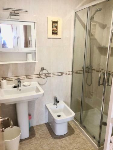 Apartamento Asturias - Puerto de Vega- �tico 2 Dormitorios