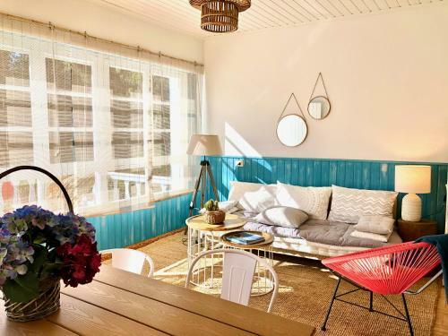 The Cliffs - Bannanas Longboard